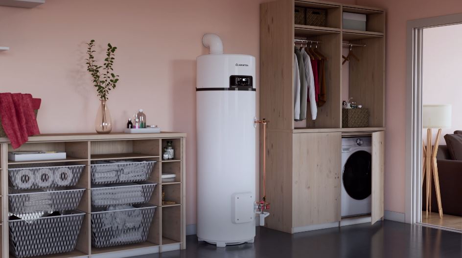 render 3D video Ariston Nuos Fit
